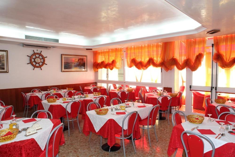 Hotel Fortuna Caorle Exteriér fotografie